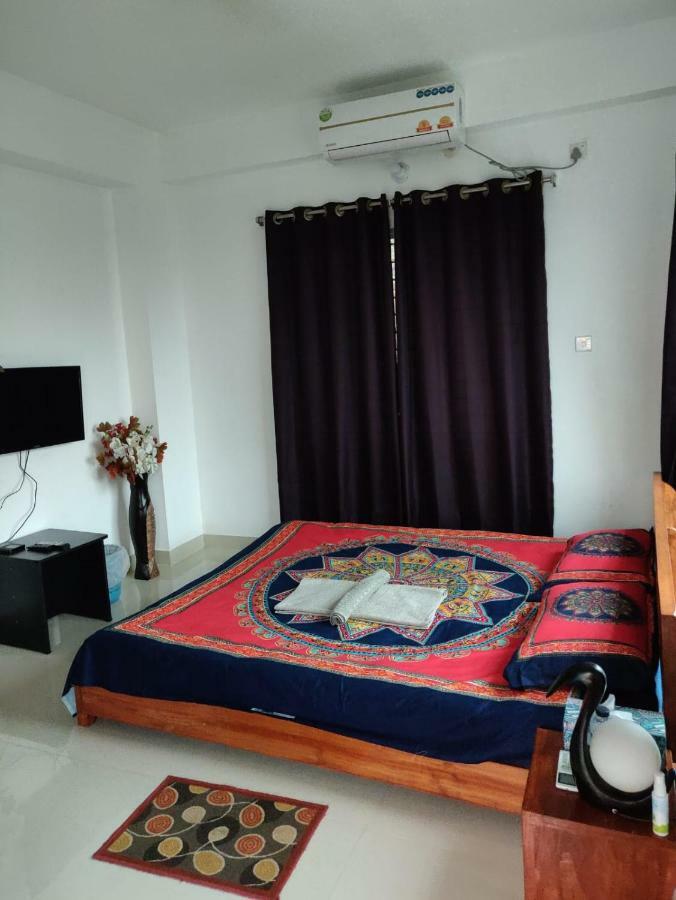 The Blu Inn Homestay Dhaka Extérieur photo