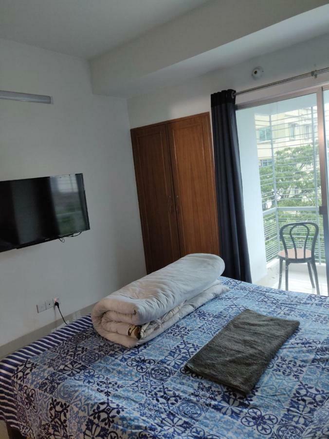 The Blu Inn Homestay Dhaka Extérieur photo